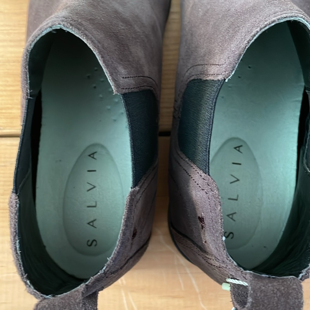 NWT Salvia dark grey water resistant “hydra suede” booties, size 38 (US 7-7.5) - Picture 10 of 16